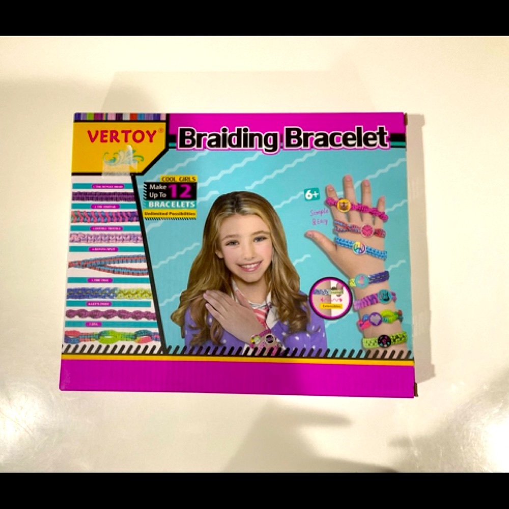 Braiding bracelet